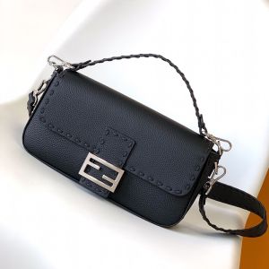 Fendi Medium Baguette Selleria Bag In Cuoio Romano Leather Black