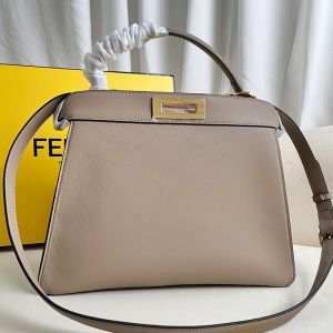 Fendi Medium Peekaboo Iseeu Bag In Calfskin Grey